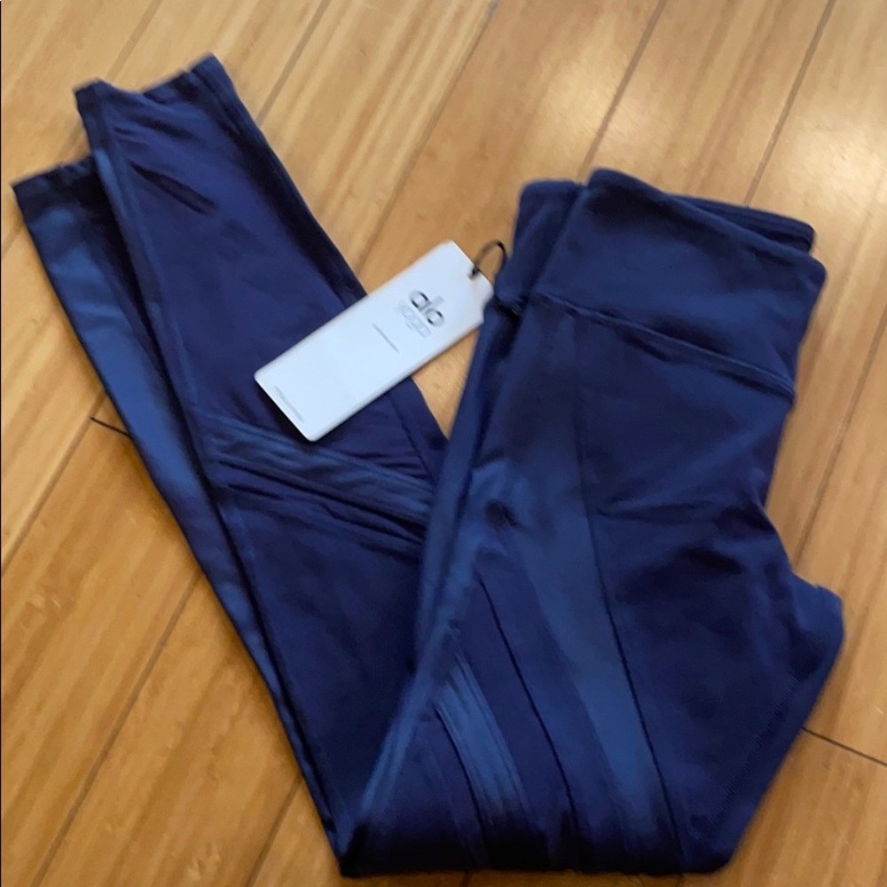 Alo Yoga Epic Legging